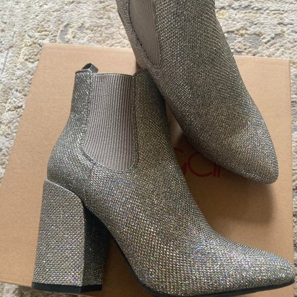 Sparkly  Mesh Boot - Picture 5 of 11